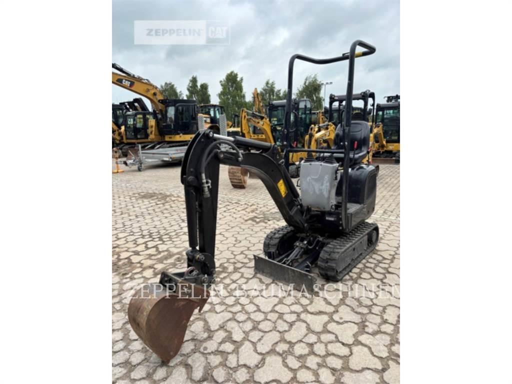 CAT 300.9D Гусеничные экскаваторы