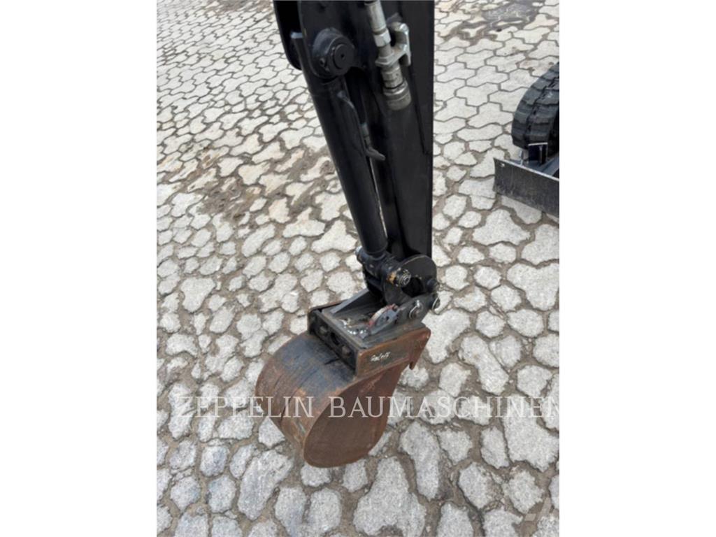 CAT 300.9D Гусеничные экскаваторы