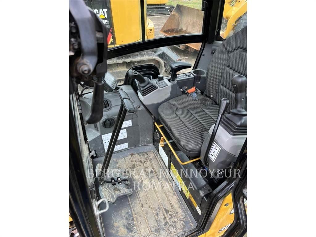 CAT 301.6-05 Гусеничные экскаваторы