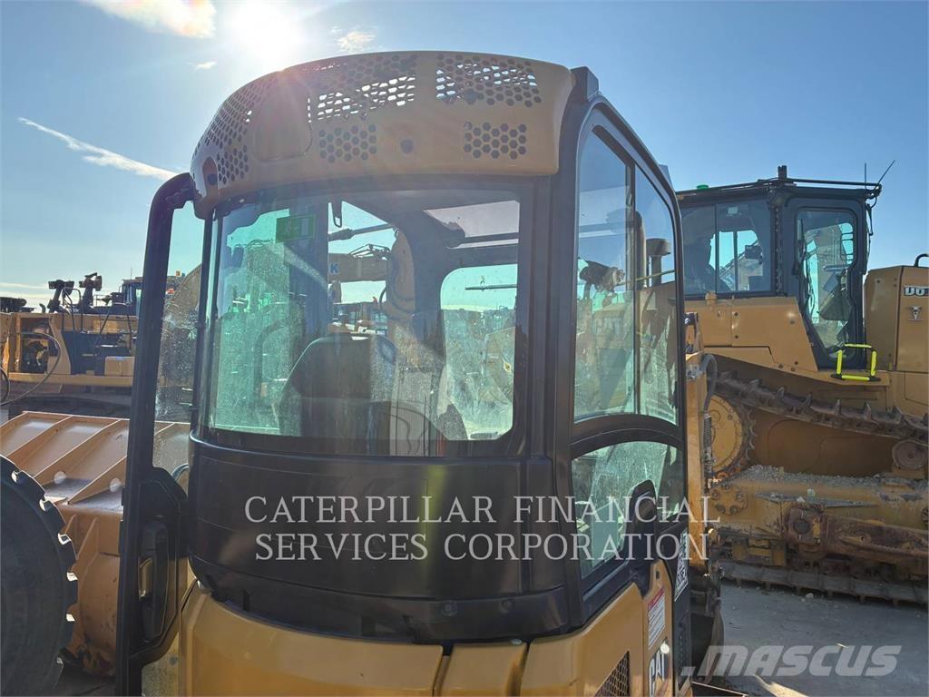 CAT 301.6-05 Гусеничные экскаваторы