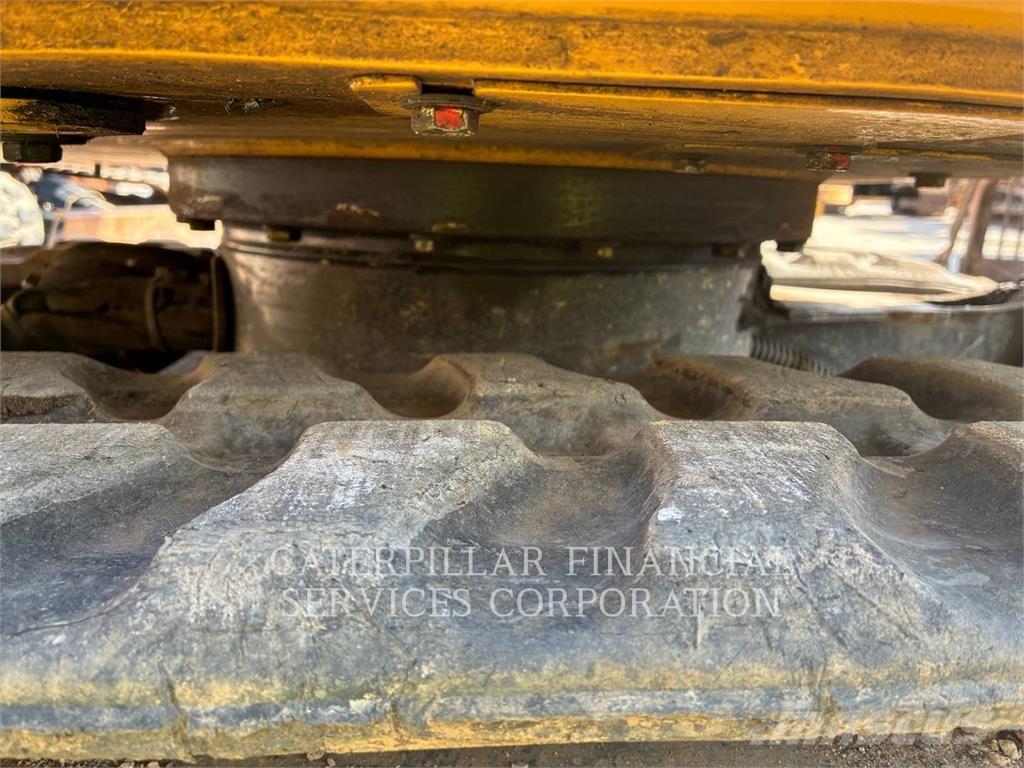 CAT 301.6-05 Гусеничные экскаваторы