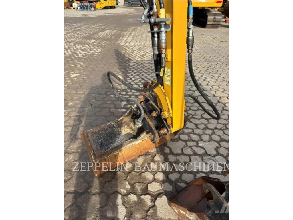 CAT 301.6-05A Гусеничные экскаваторы