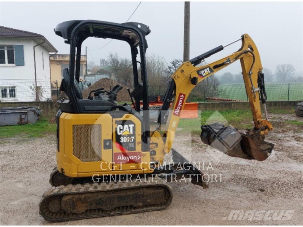 CAT 301.7 Гусеничные экскаваторы