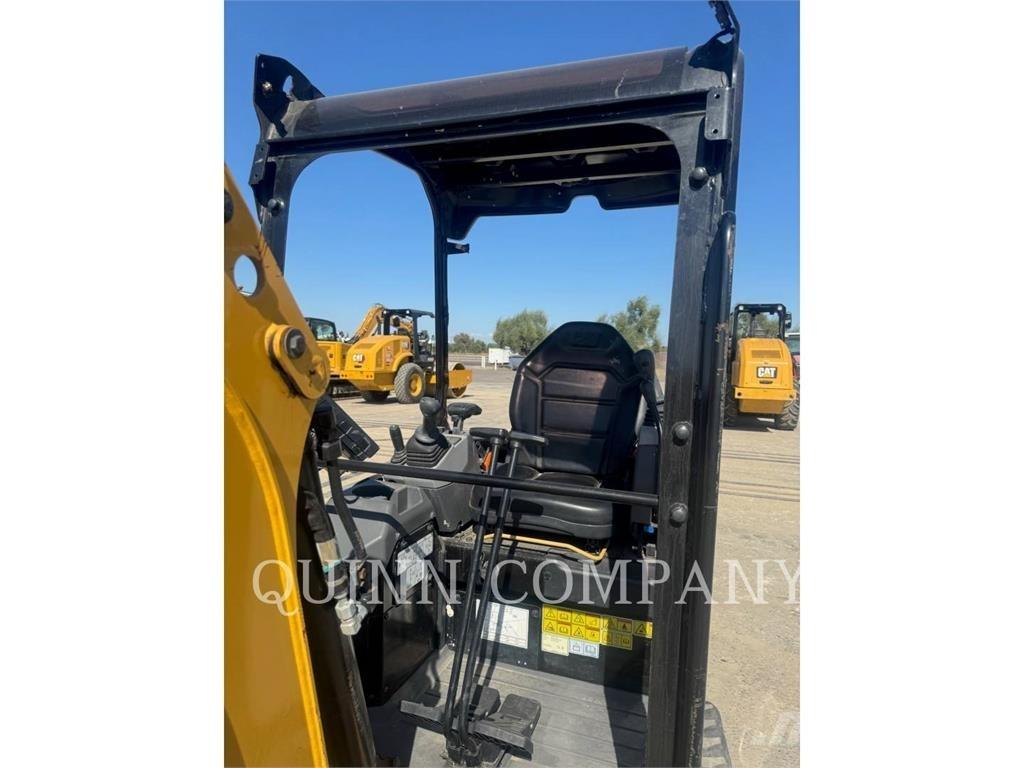 CAT 301.7-05CR Гусеничные экскаваторы