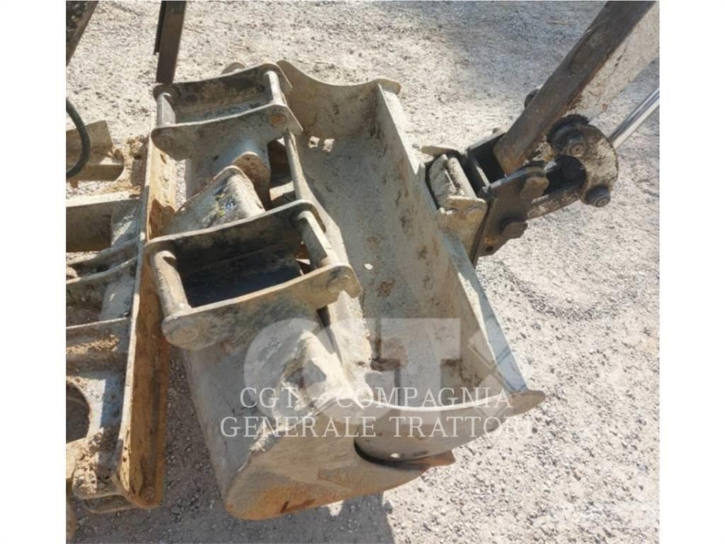 CAT 301.7D Гусеничные экскаваторы