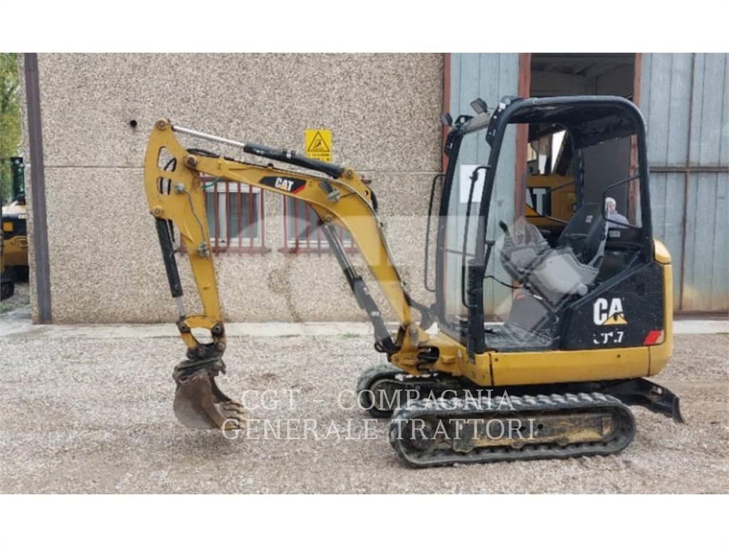 CAT 301.7D Гусеничные экскаваторы