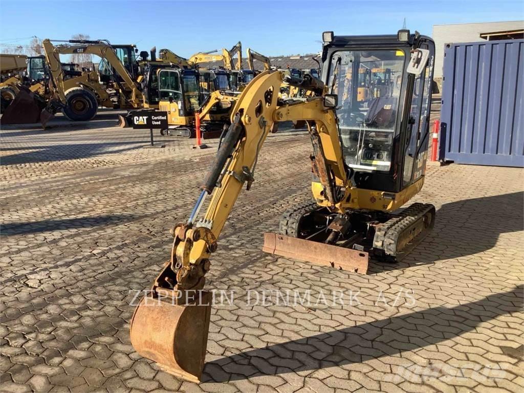 CAT 301.7D Гусеничные экскаваторы