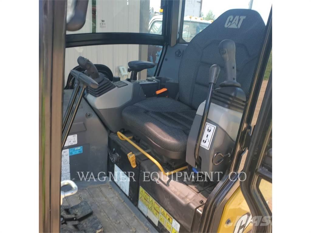 CAT 301.8 Гусеничные экскаваторы