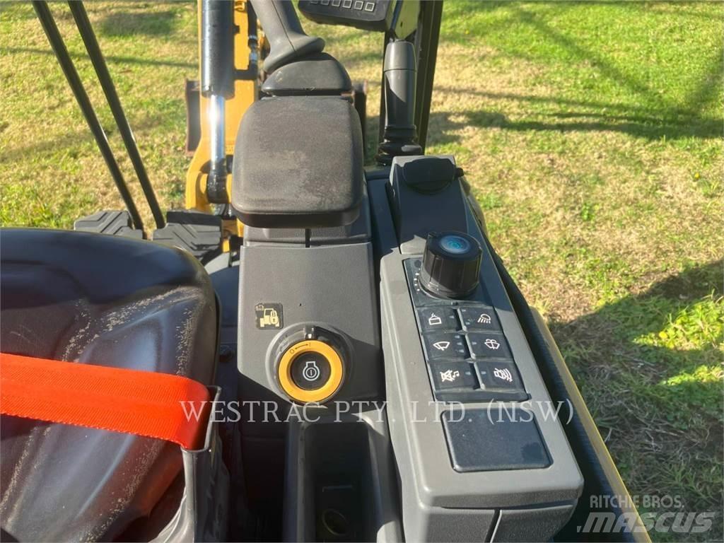 CAT 301.8 Гусеничные экскаваторы