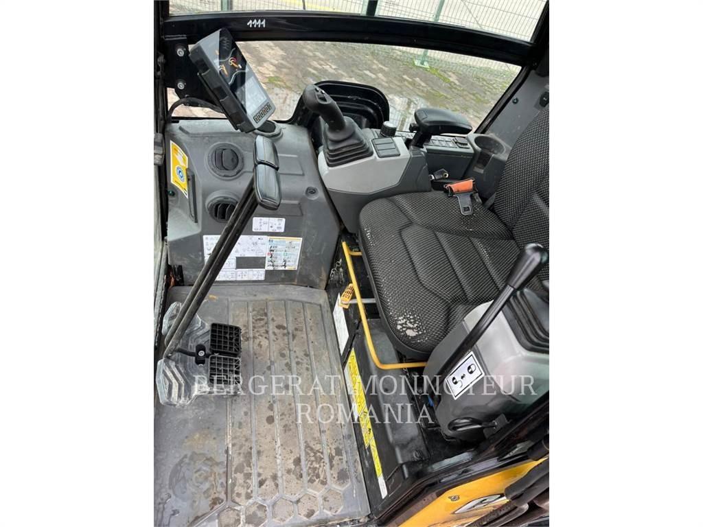 CAT 301.8-05 Гусеничные экскаваторы