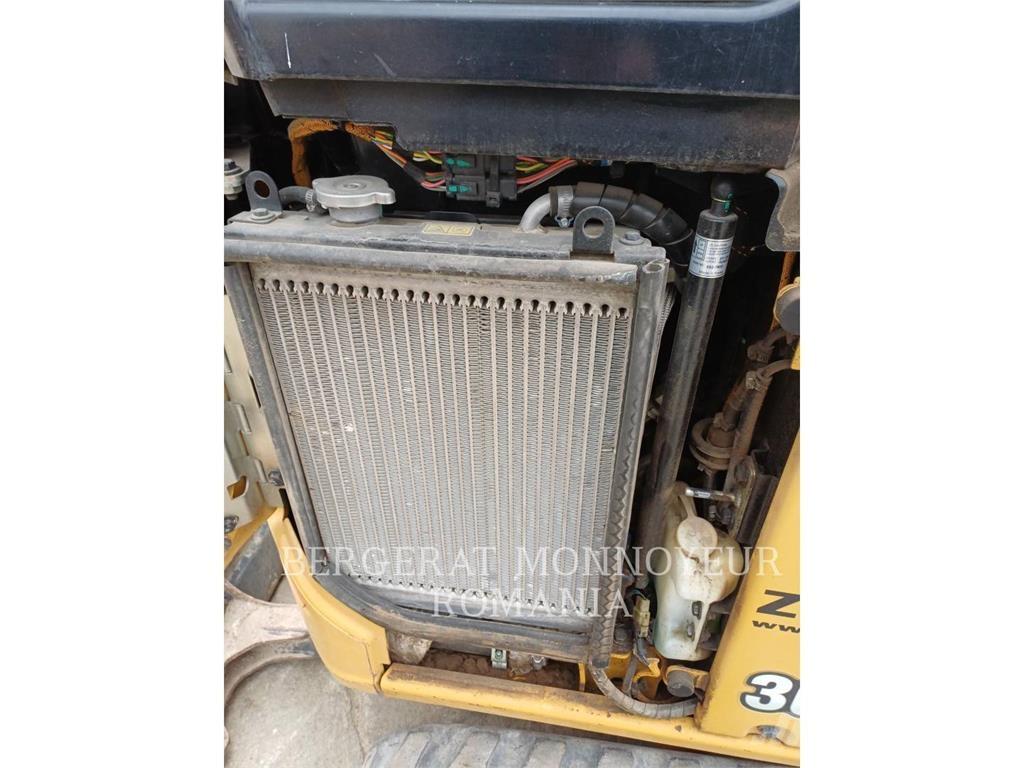 CAT 301.8-05 Гусеничные экскаваторы