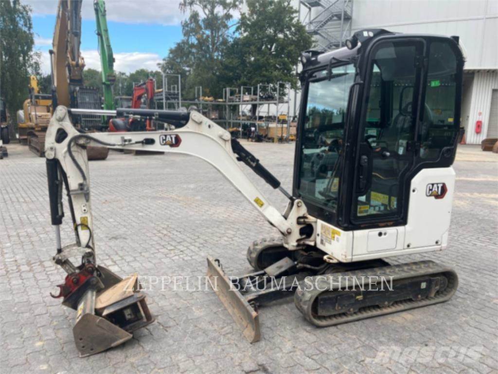 CAT 301.8-05A Гусеничные экскаваторы