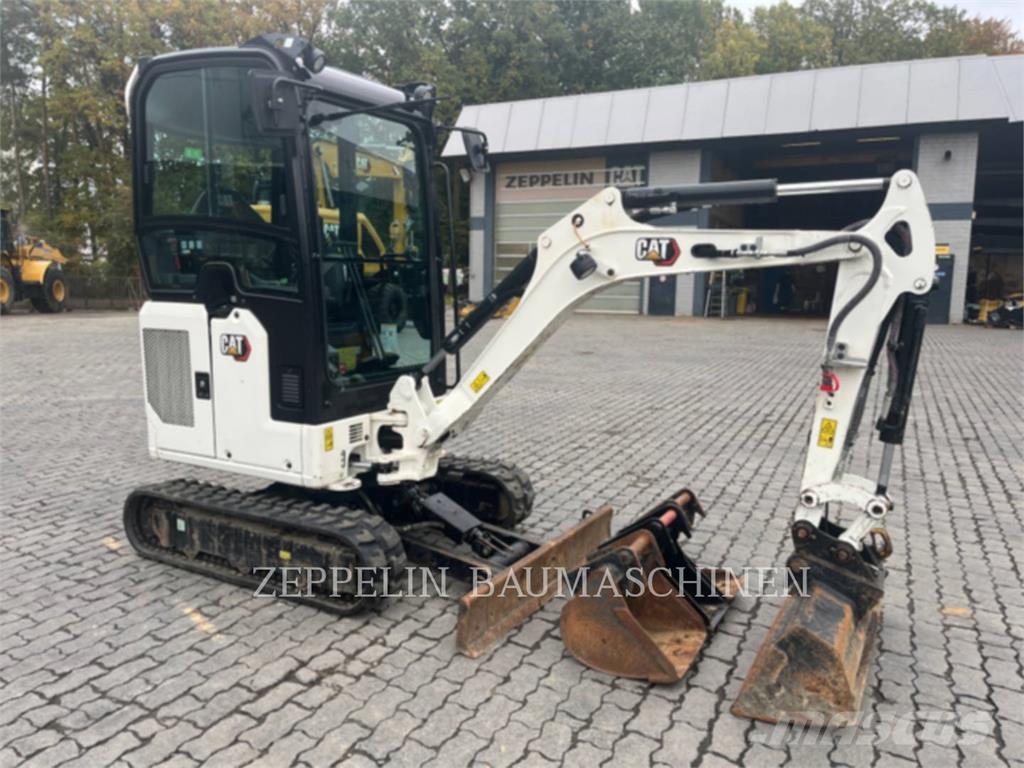 CAT 301.8-05A Гусеничные экскаваторы