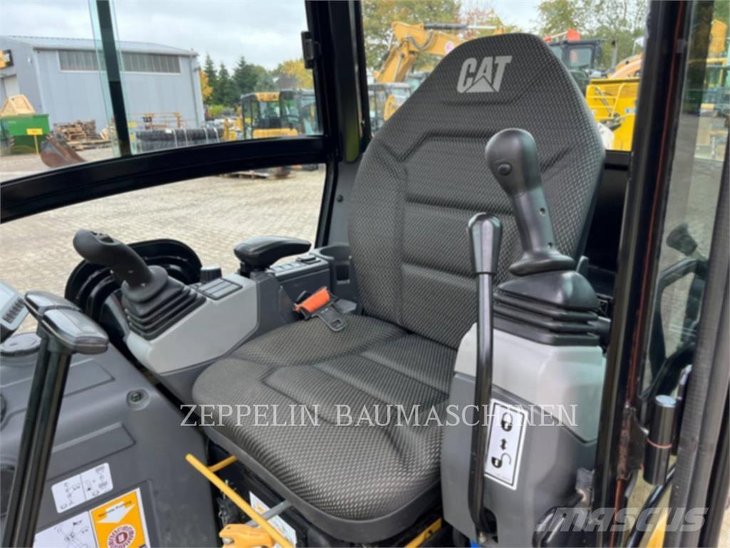 CAT 301.8-05A Гусеничные экскаваторы