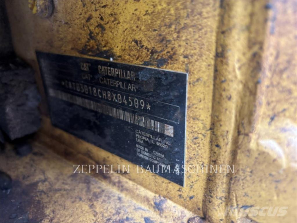 CAT 301.8-05A Гусеничные экскаваторы