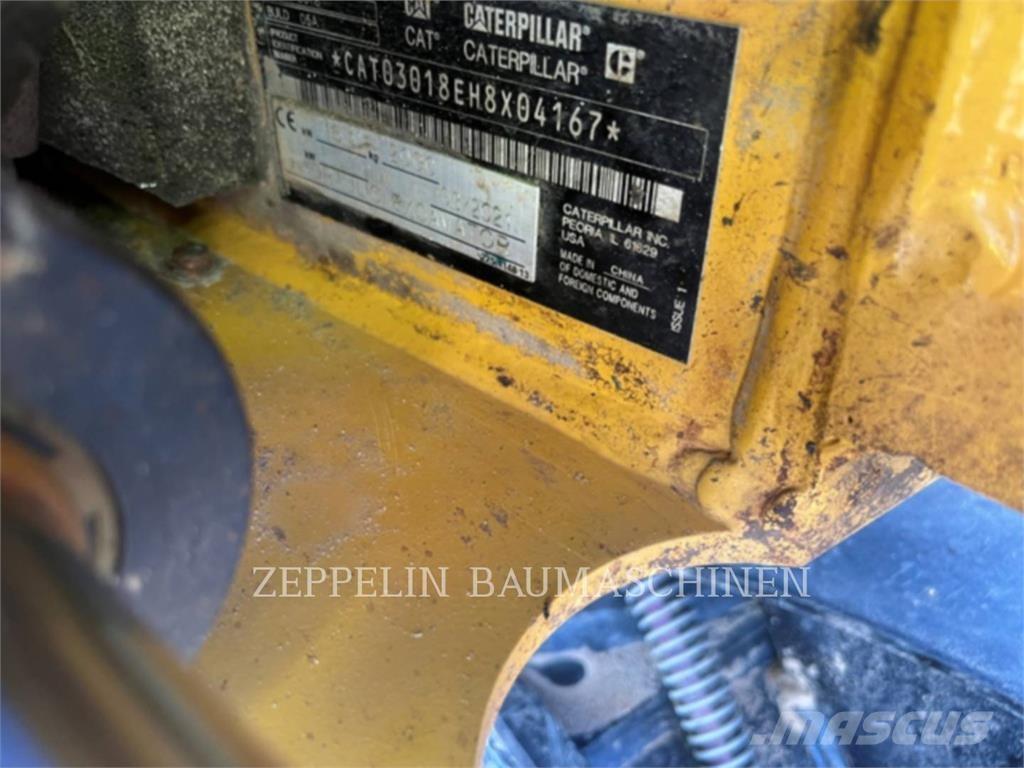 CAT 301.8-05A Гусеничные экскаваторы