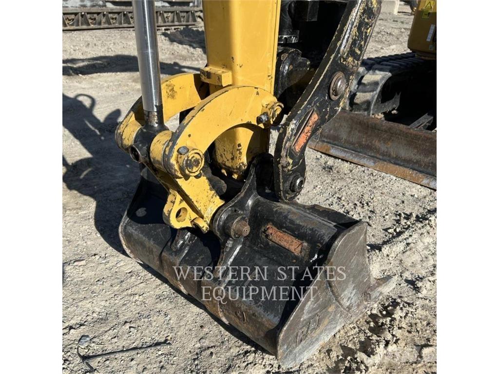 CAT 302 Гусеничные экскаваторы