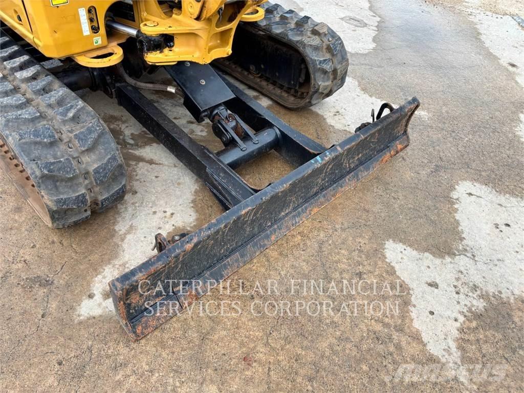 CAT 302-05CR Гусеничные экскаваторы