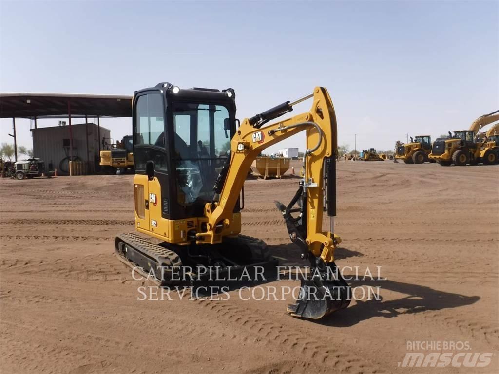 CAT 302-05CR Гусеничные экскаваторы