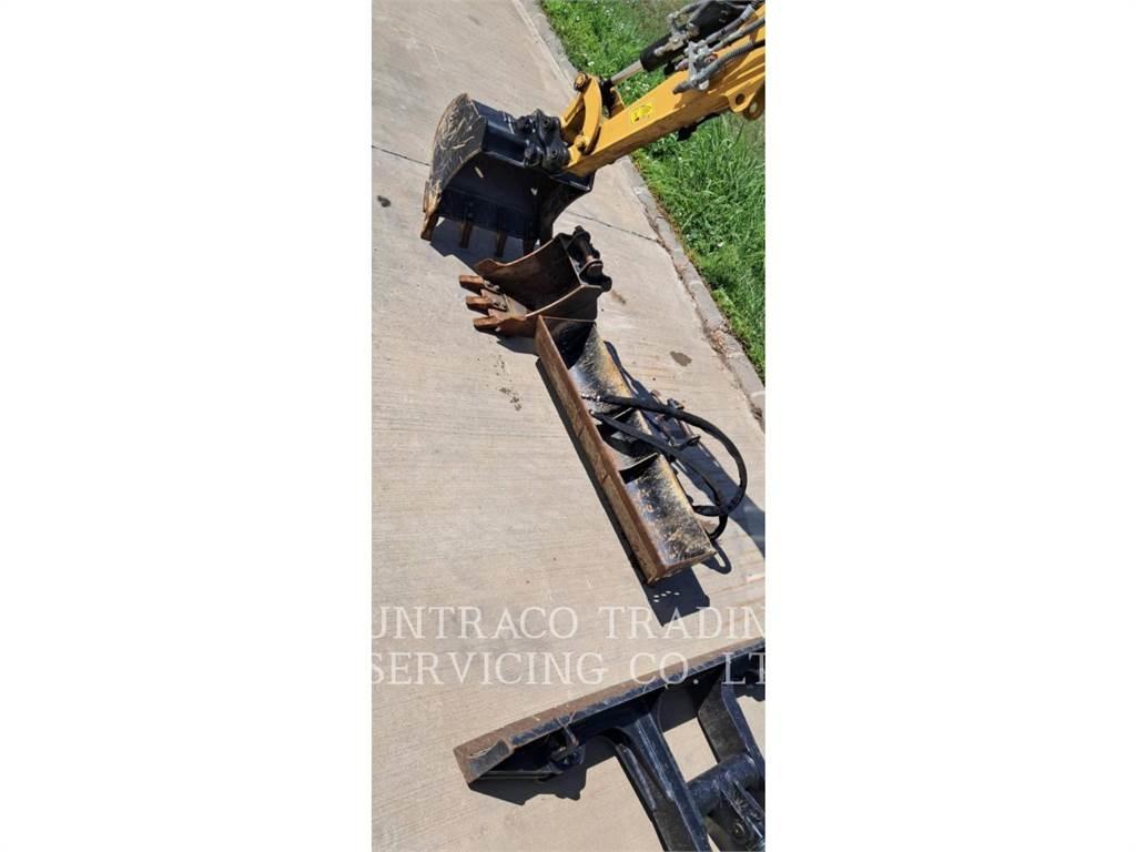 CAT 302-05CR Гусеничные экскаваторы
