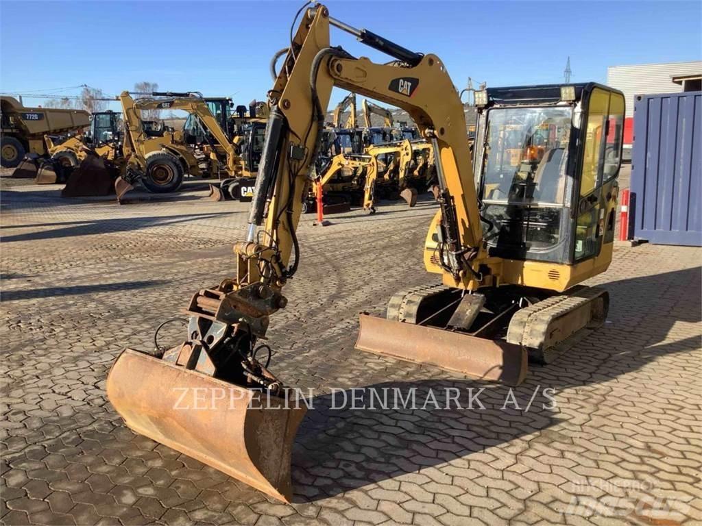 CAT 302.5C Гусеничные экскаваторы