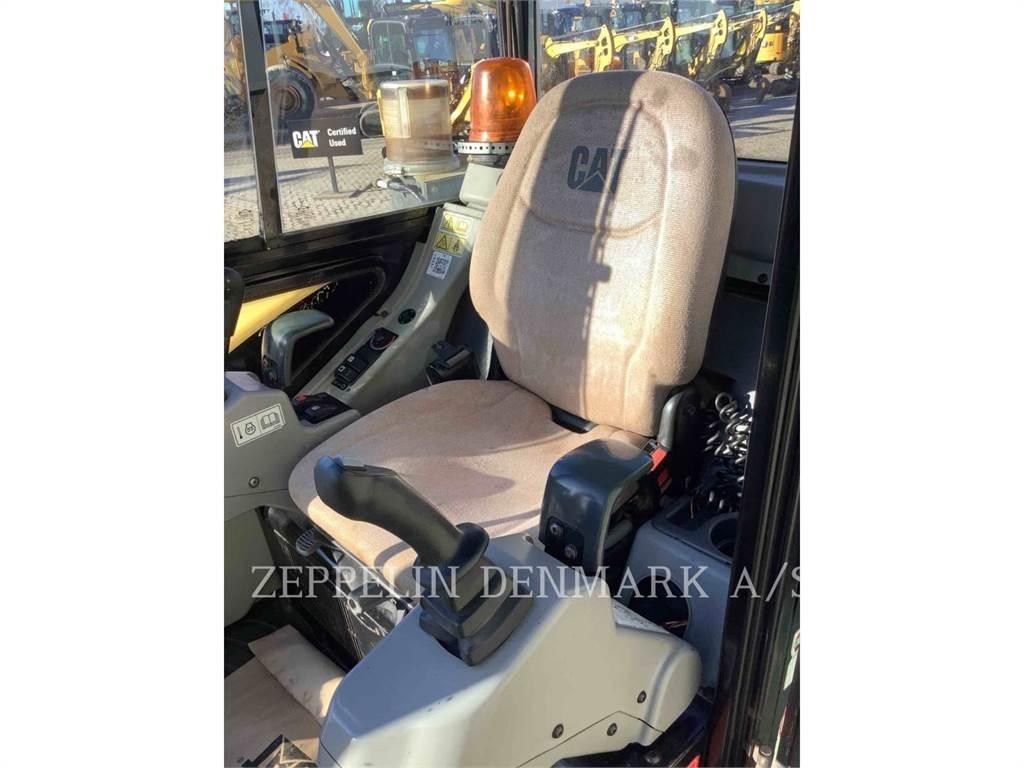 CAT 302.5C Гусеничные экскаваторы