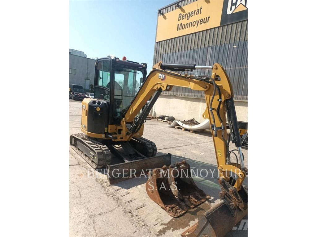 CAT 302.7 Гусеничные экскаваторы