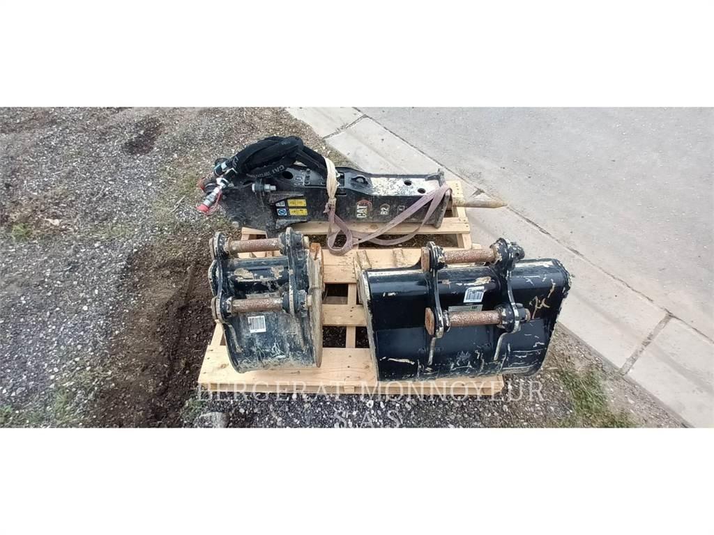 CAT 302.7 Гусеничные экскаваторы