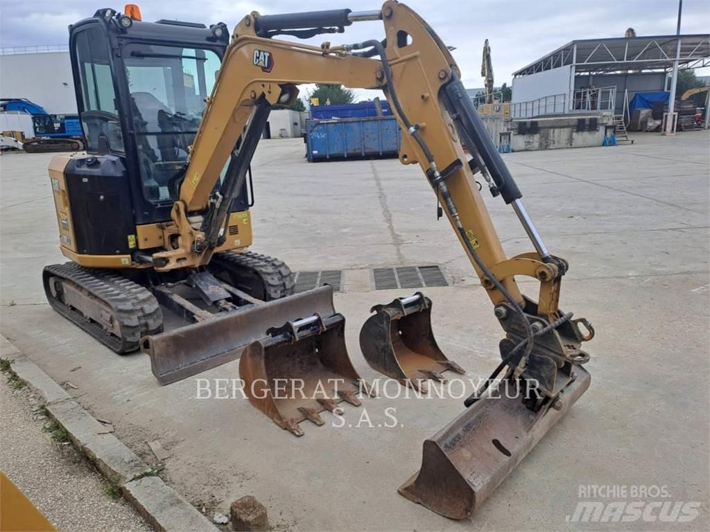 CAT 302.7 Гусеничные экскаваторы