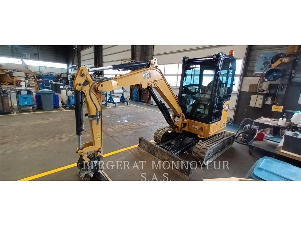 CAT 302.7 Гусеничные экскаваторы