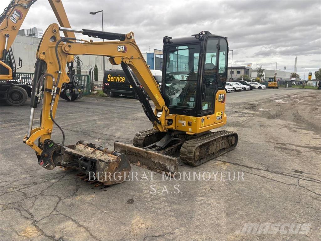 CAT 302.7 Гусеничные экскаваторы