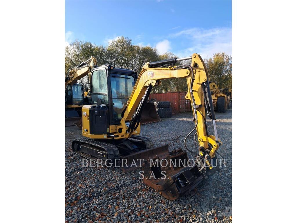CAT 302.7 Гусеничные экскаваторы