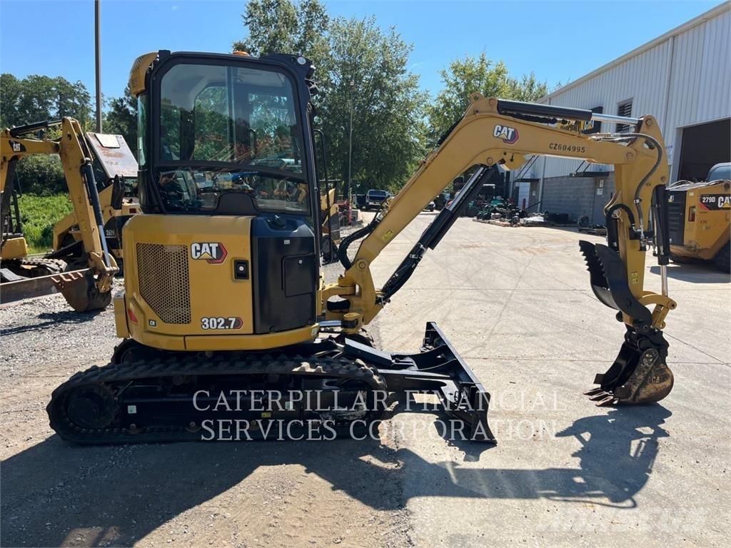 CAT 302.7-07CR Гусеничные экскаваторы