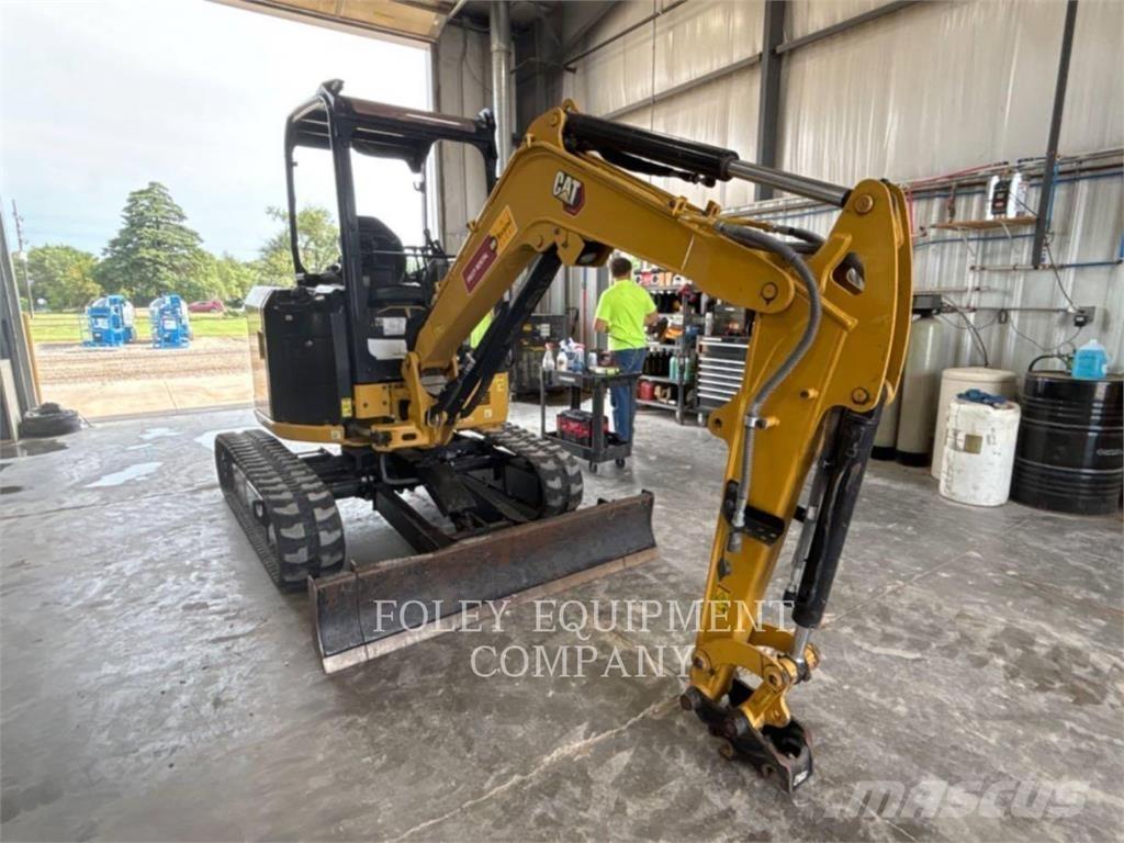 CAT 302.7-07LO Гусеничные экскаваторы