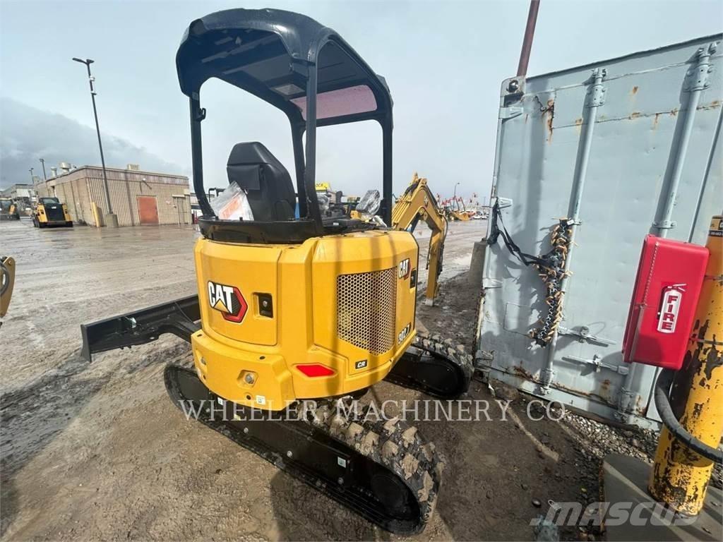 CAT 302.7 C1 Гусеничные экскаваторы