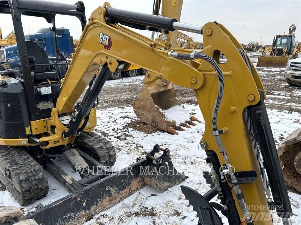 CAT 302.7 C1TH Гусеничные экскаваторы