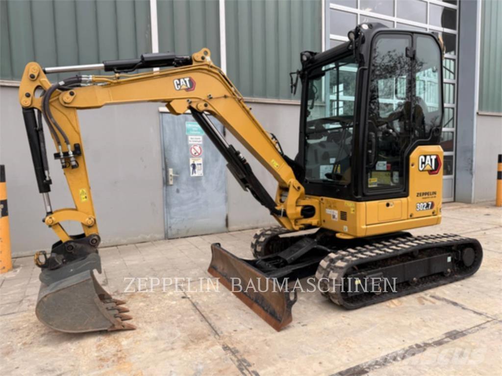 CAT 302.7CR-07 Гусеничные экскаваторы
