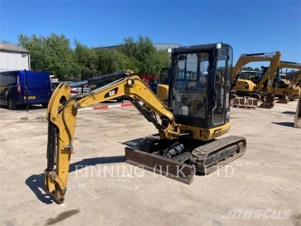 CAT 302.7D CAB Гусеничные экскаваторы