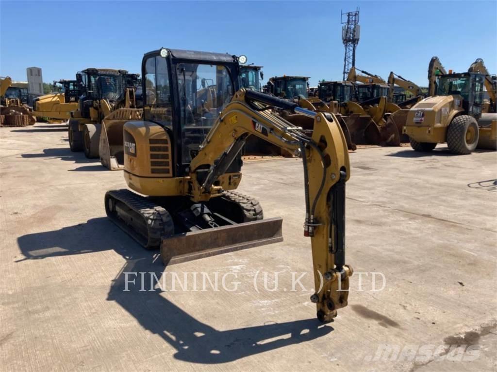 CAT 302.7D CAB Гусеничные экскаваторы