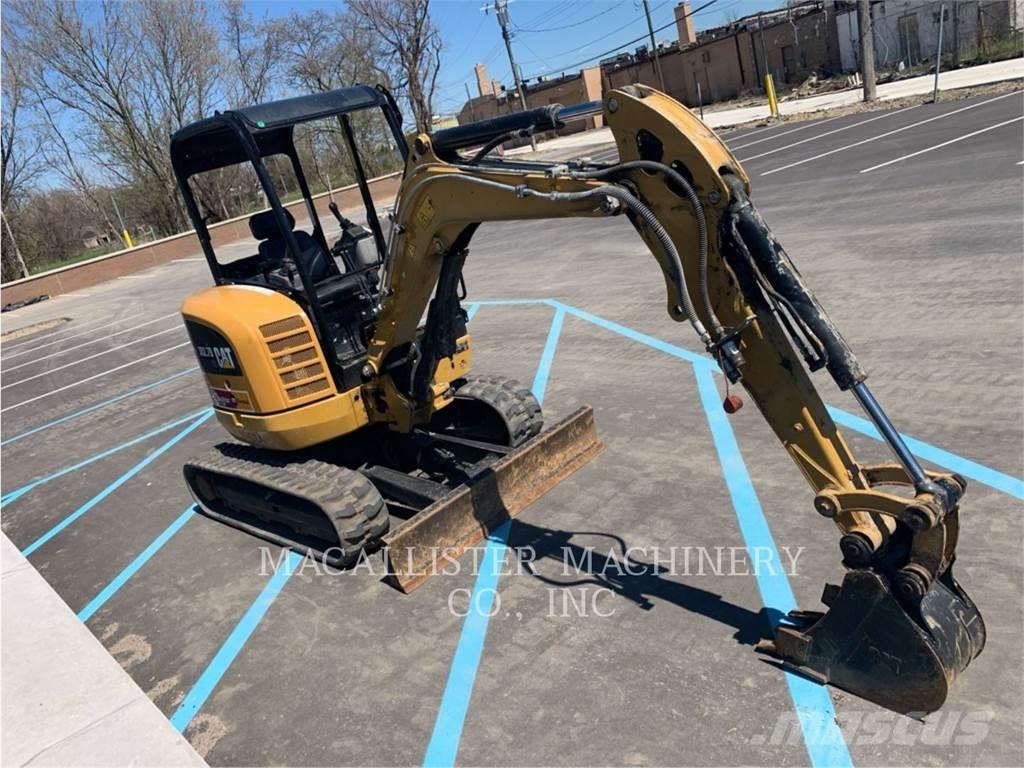 CAT 302.7DCR Гусеничные экскаваторы