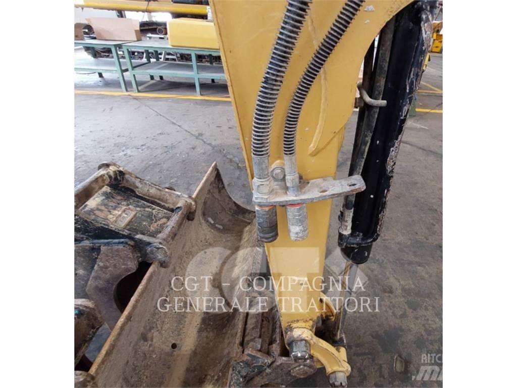 CAT 302.7DCR Гусеничные экскаваторы