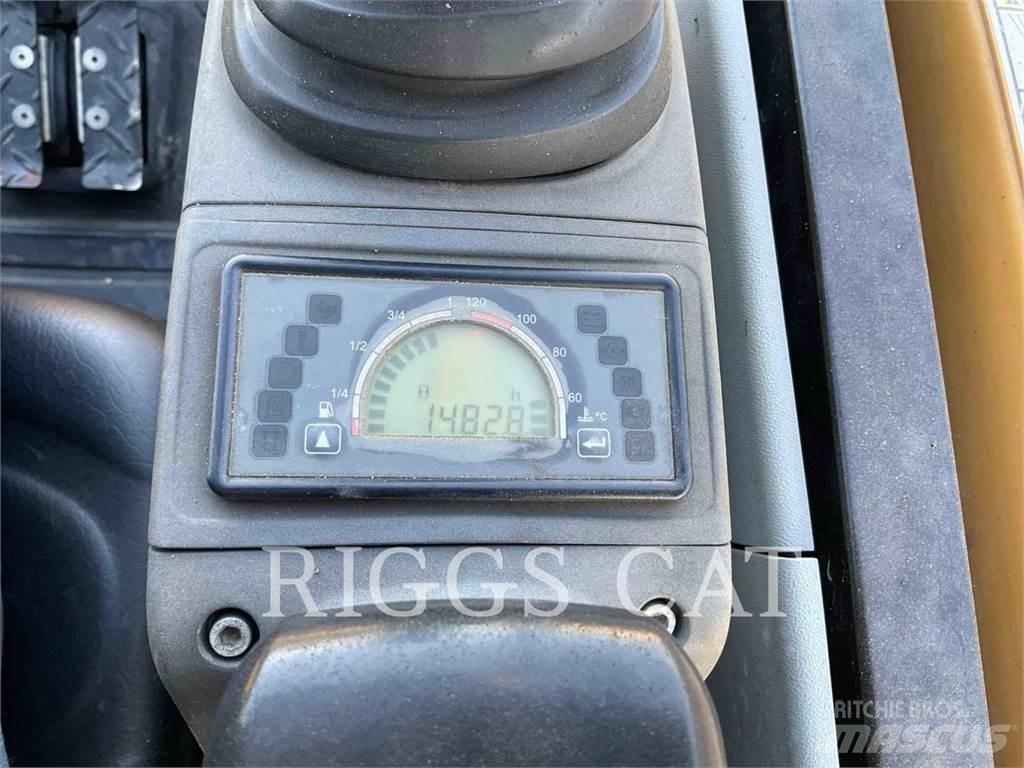 CAT 302.7DCR Гусеничные экскаваторы