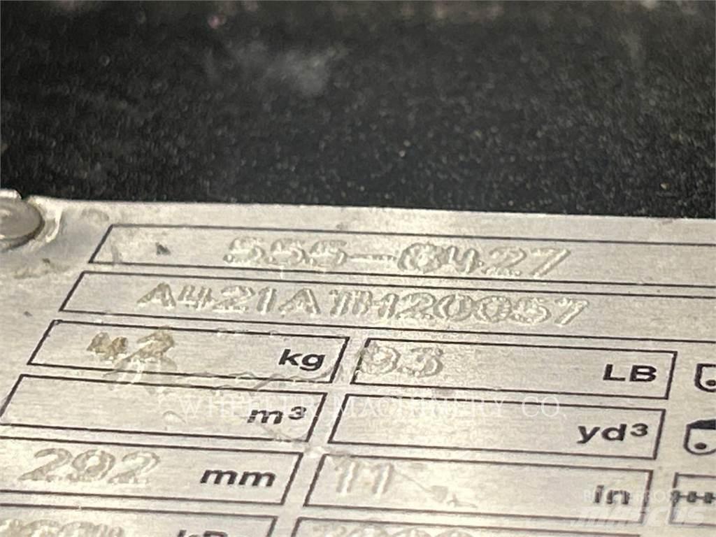 CAT 302 C1 TH Гусеничные экскаваторы