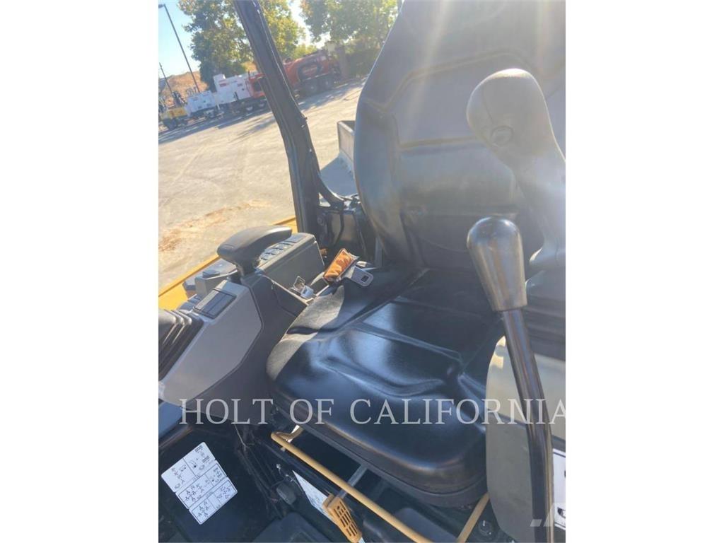 CAT 303.5 Гусеничные экскаваторы