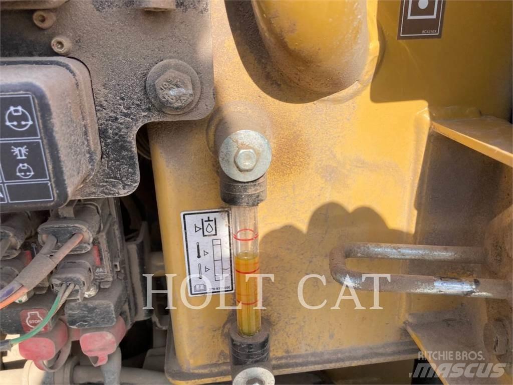 CAT 303.5 CR Гусеничные экскаваторы