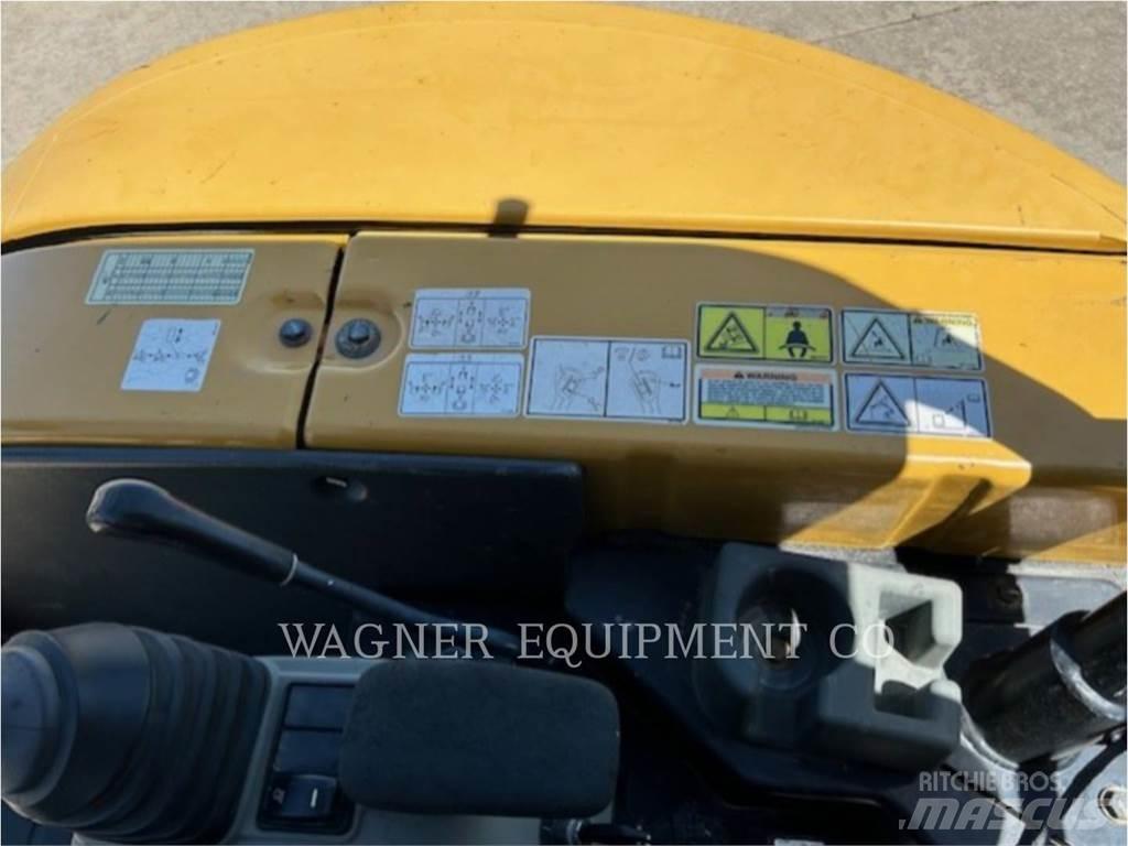 CAT 303.5E2 Гусеничные экскаваторы