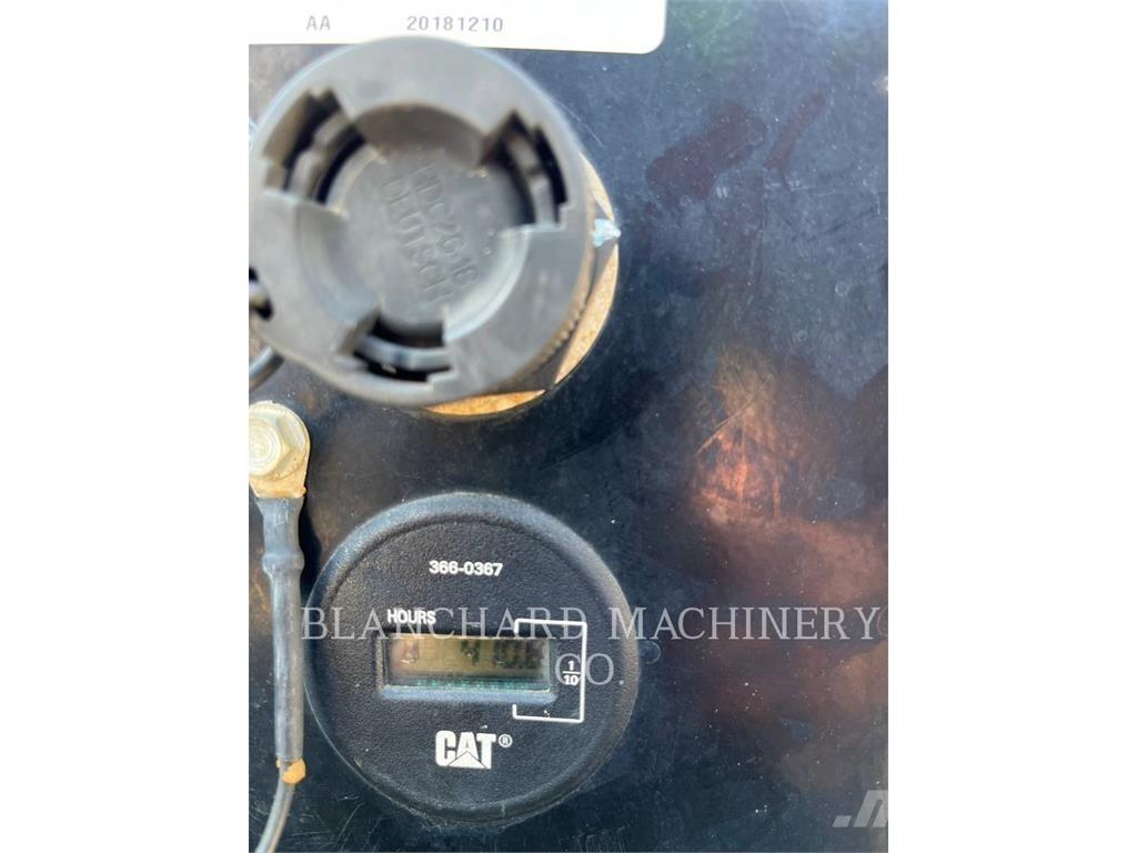 CAT 303.5E2 Гусеничные экскаваторы