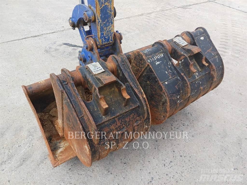 CAT 303 CR Гусеничные экскаваторы