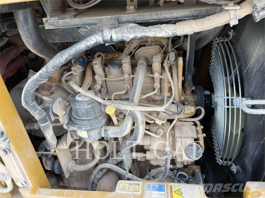 CAT 304 Гусеничные экскаваторы