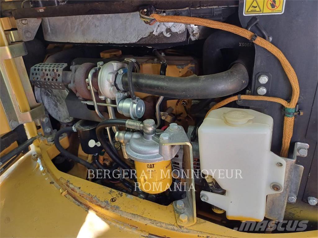 CAT 304DCR Гусеничные экскаваторы